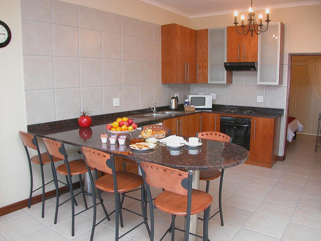 Keret Accommodation Беллвілл Екстер'єр фото