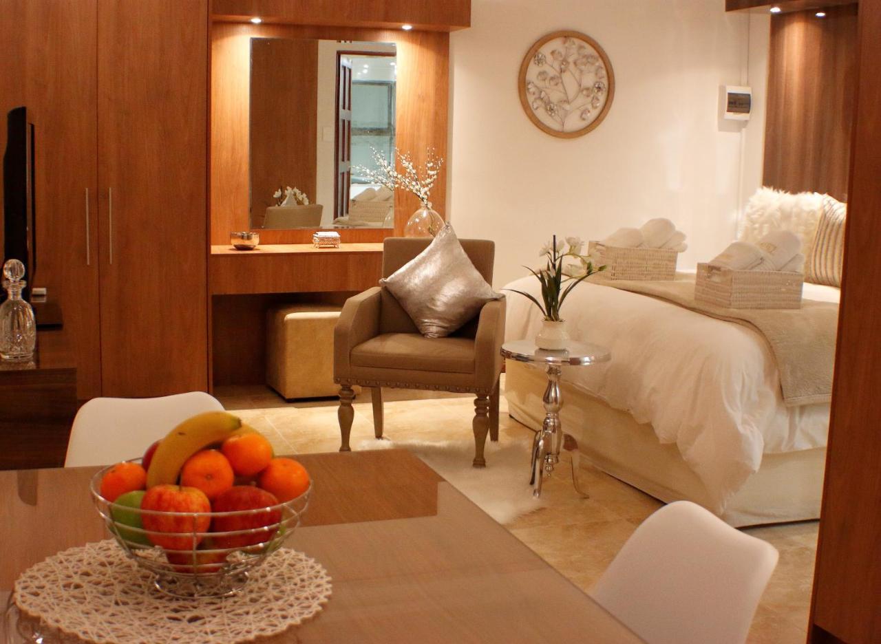 Keret Accommodation Беллвілл Екстер'єр фото